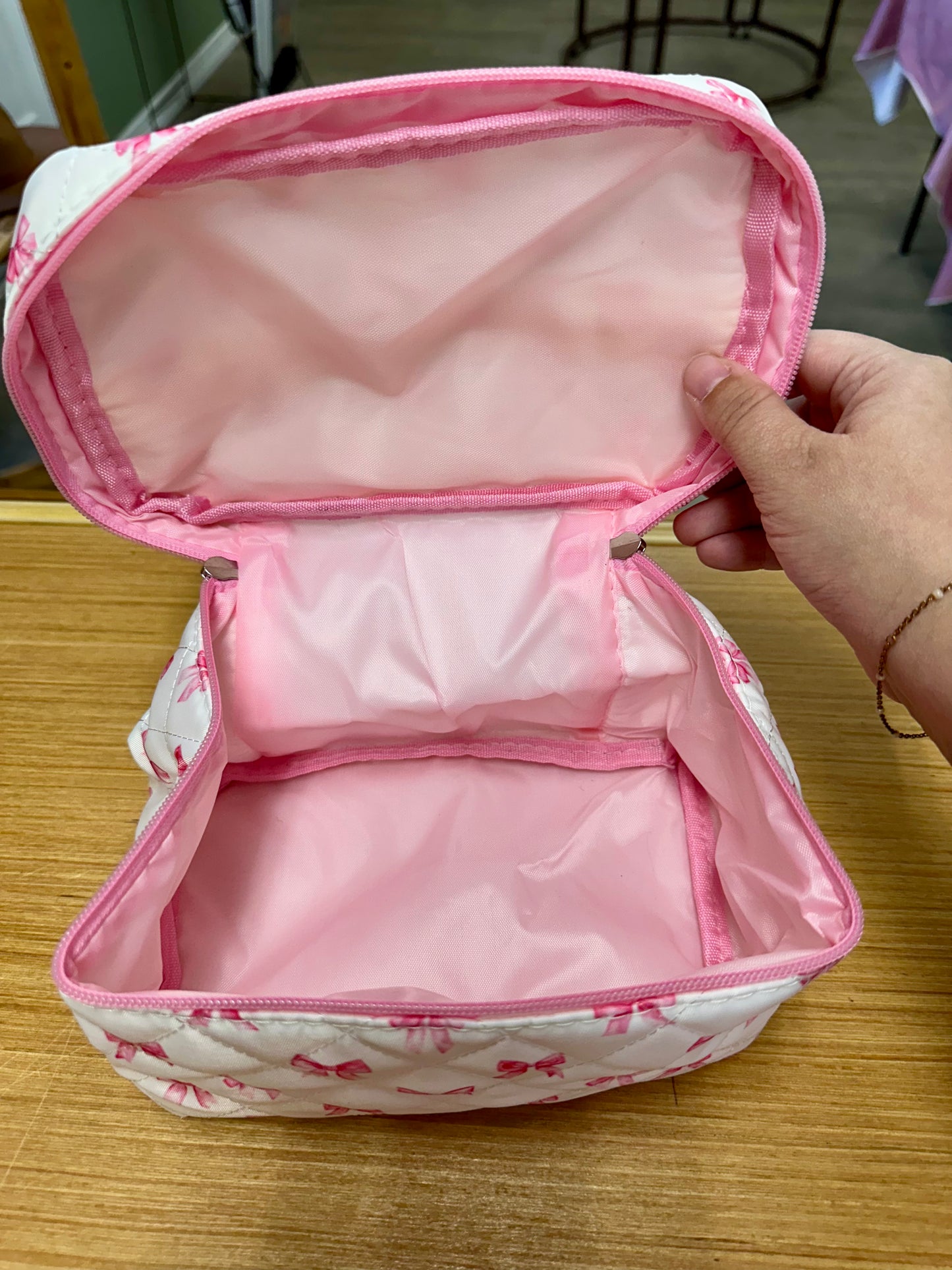 Pink bow cosmetic bag