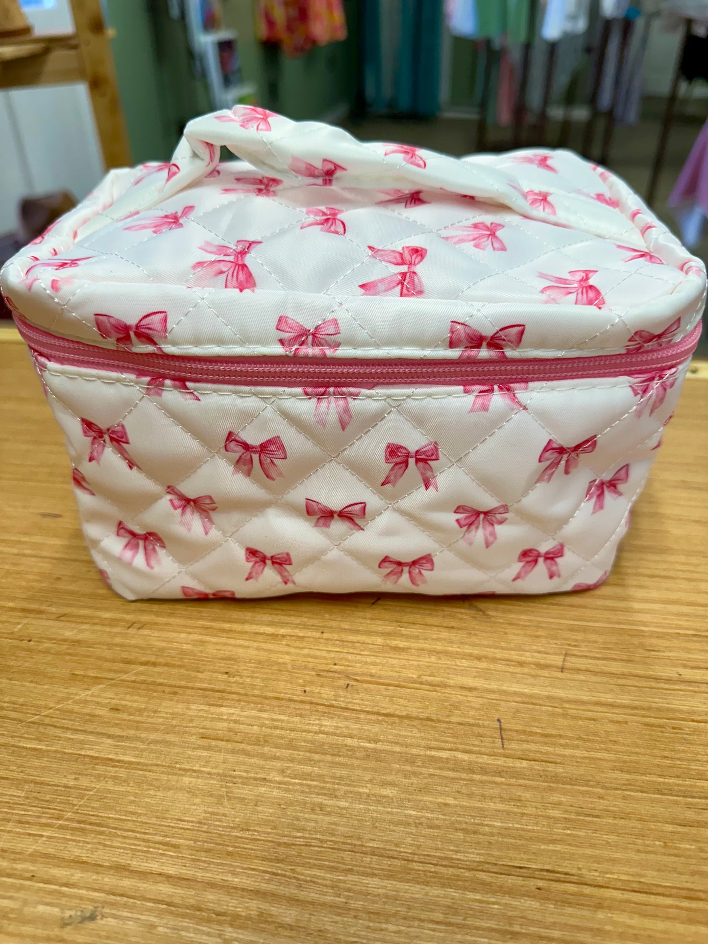 Pink bow cosmetic bag