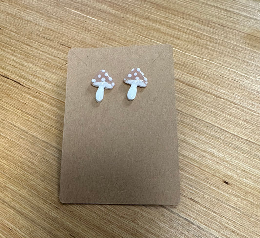 Mushroom studs