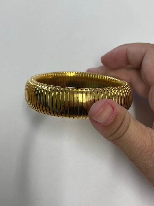Beck stretchy bangle