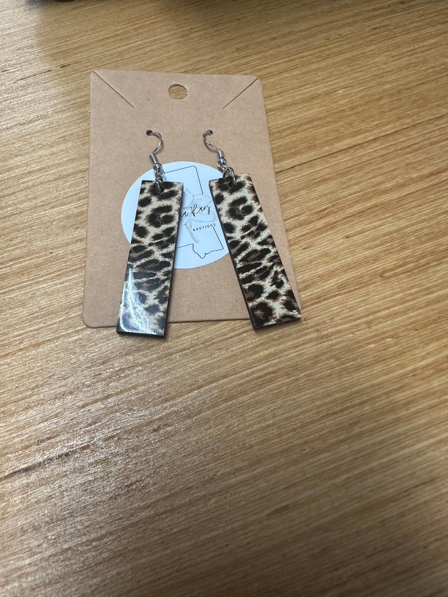 Rectangle earrings by CEN